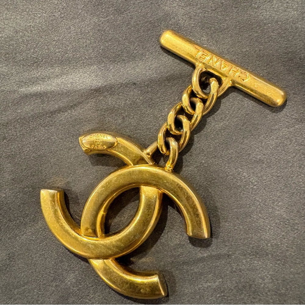 CHANEL Gold Plated Vintage Handbag Charm! Authentic! Can use in necklace too!